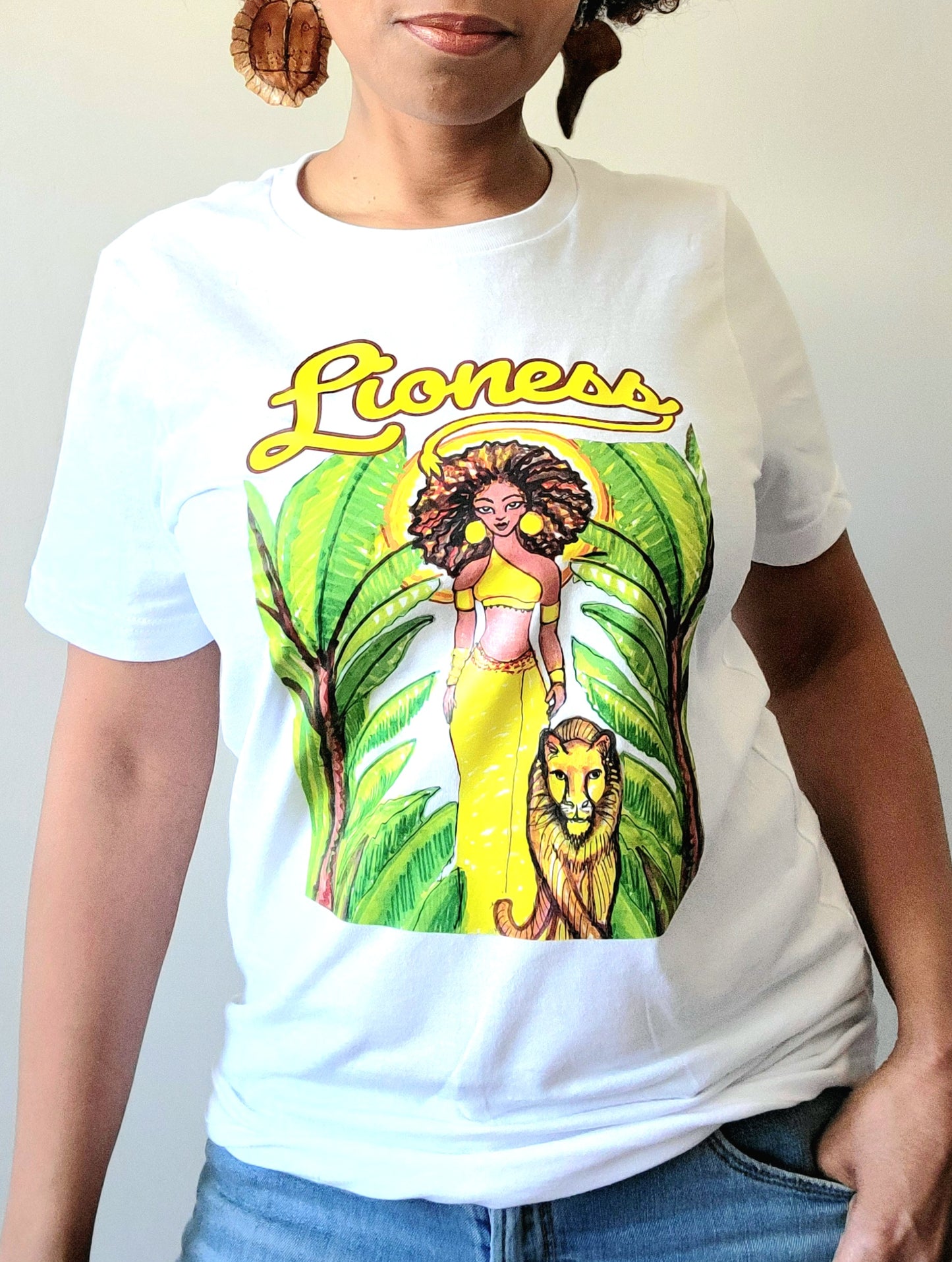 The Lioness Graphic Retro Tee