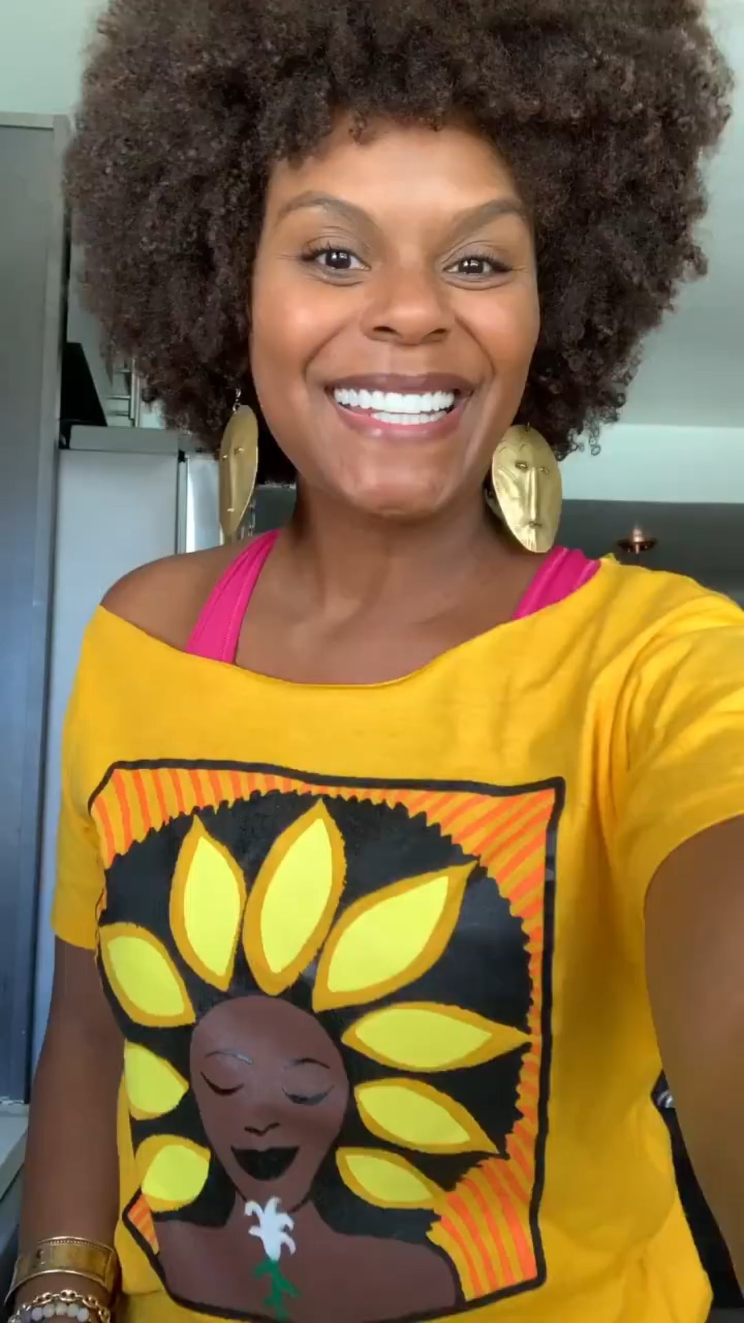 Sunflower Wide scoop neck T Shirt in Yellow Gold